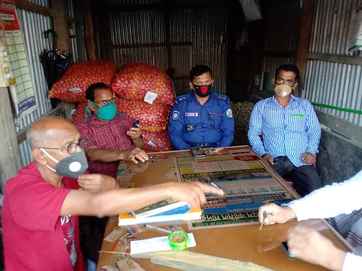 পাথরঘাটায় ব্যাবসায়ী নেতাদের সাথে বৈঠক